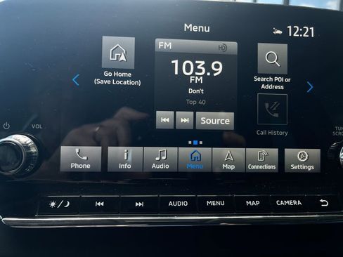 Used 2023 Mitsubishi Outlander SE image 17