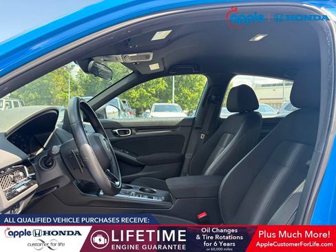 Used 2024 Honda Civic Sport image 6