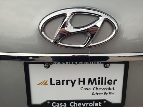 Used 2019 Hyundai Santa Fe XL SE w/ SE Premium Package 02 AWD/4WD image 26