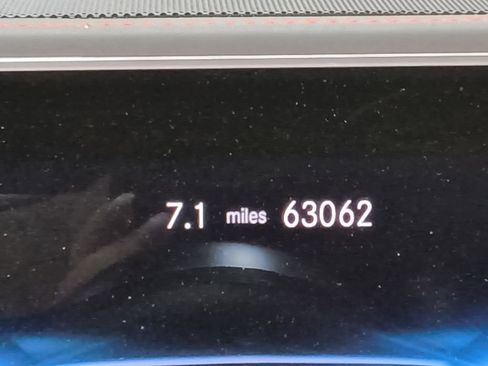 Used 2022 Mercedes-Benz GLE 53 AMG 4MATIC Coupe image 28