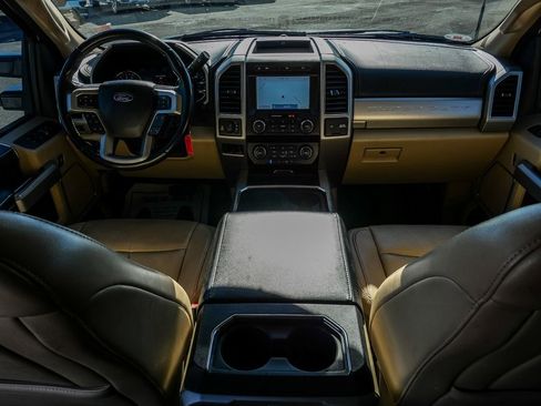 Used 2021 Ford F250 Lariat w/ Lariat Value Package image 25