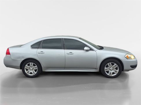 Used 2013 Chevrolet Impala Police image 3