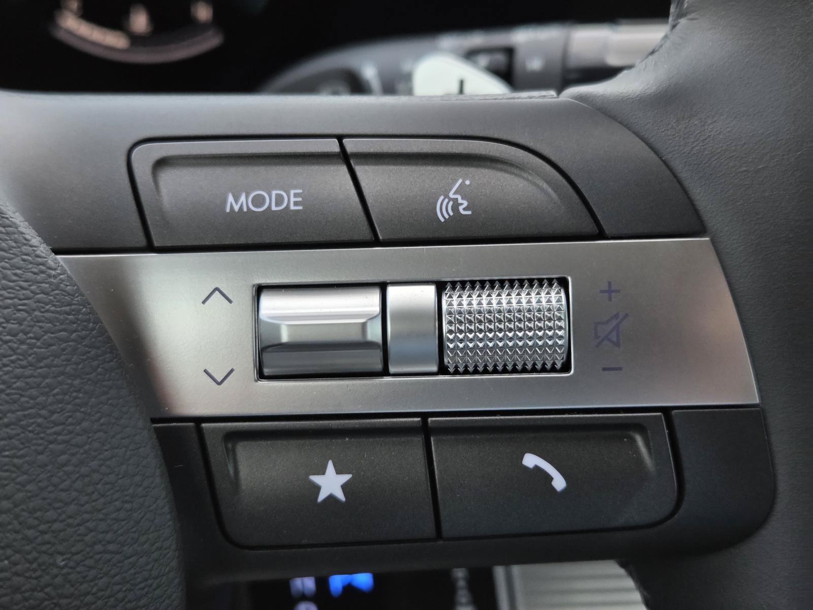 Certified 2026 Hyundai Kona SEL Premium FWD image 18