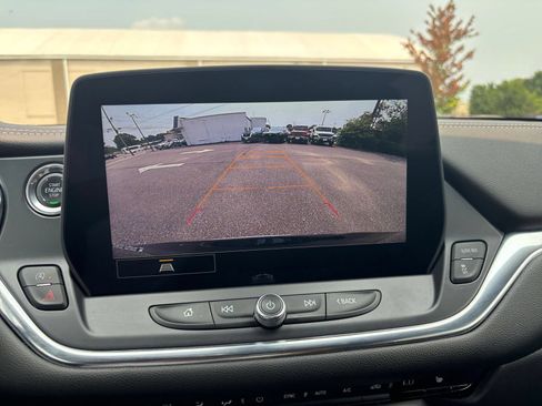 Used 2025 Chevrolet Blazer LT FWD image 25