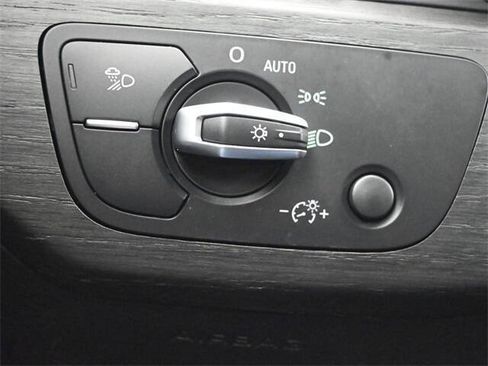 Used 2018 Audi A4 2.0T Ultra Premium w/ Convenience Package image 15