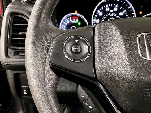 Used 2022 Honda HR-V LX image 24