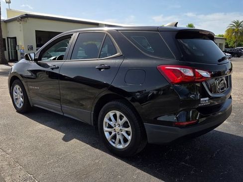 Used 2020 Chevrolet Equinox LS FWD image 5