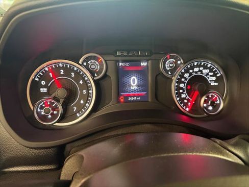Certified 2025 RAM 2500 Big Horn AWD/4WD image 47