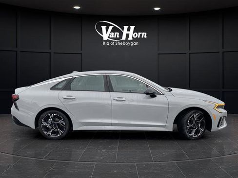 New 2026 Kia K5 GT-Line image 2