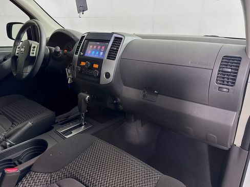 Used 2019 Nissan Frontier SV w/ Value Truck Package AWD/4WD image 34