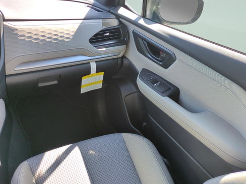New 2026 Subaru Forester Premium AWD/4WD image 15