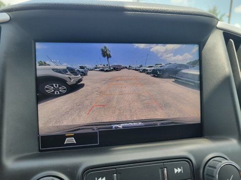 Used 2024 GMC Terrain SLT FWD image 22