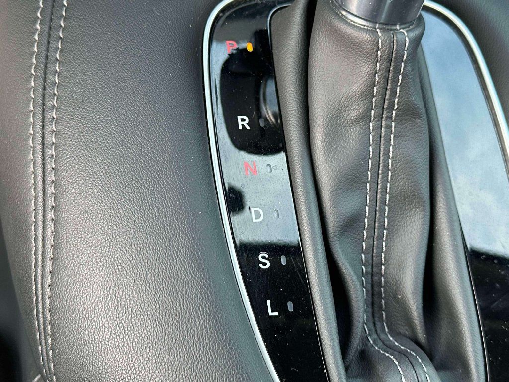 Certified 2024 Honda HR-V EX-L image 25