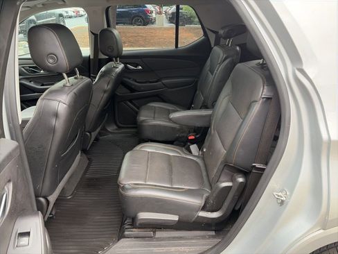 Used 2018 Chevrolet Traverse Premier AWD/4WD image 21