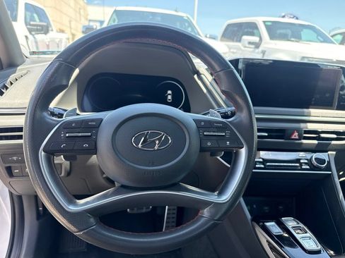 Used 2023 Hyundai Sonata SEL Plus FWD image 3
