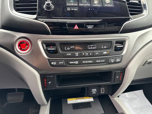 Used 2022 Honda Pilot Special Edition image 36