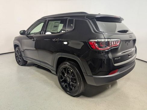 New 2026 Jeep Compass Latitude AWD/4WD image 6