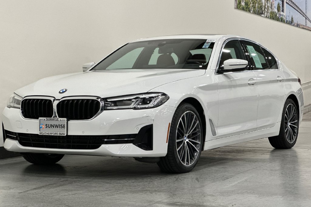 Used 2023 BMW 530i w/ Convenience Package RWD image 8