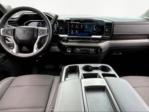 Used 2024 Chevrolet Silverado 1500 RST image 7