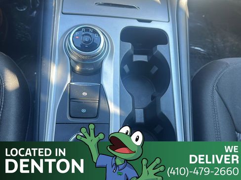 Used 2023 Ford Explorer XLT image 23