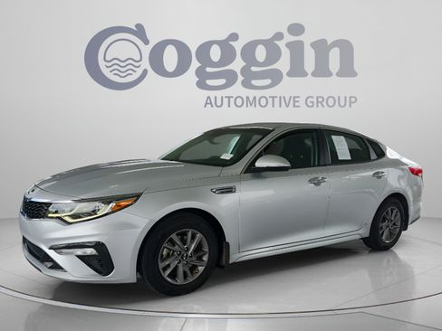 Used 2020 Kia Optima LX FWD image 1