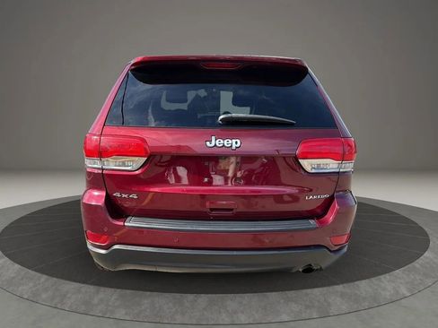 Used 2017 Jeep Grand Cherokee Laredo w/ Quick Order Package 23E AWD/4WD image 6