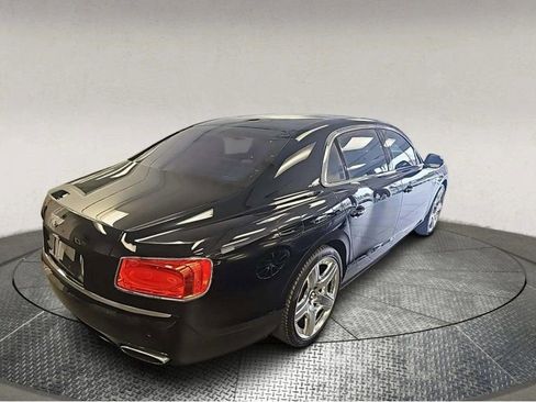 Used 2014 Bentley Flying Spur W12 image 2