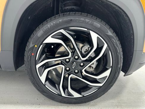 Used 2024 Chevrolet TrailBlazer RS w/ Convenience Package image 60