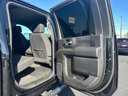 Used 2025 Chevrolet Silverado 2500 Custom w/ Custom Convenience Package AWD/4WD image 18