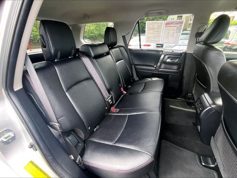 Used 2023 Toyota 4Runner TRD Off-Road Premium AWD/4WD image 25