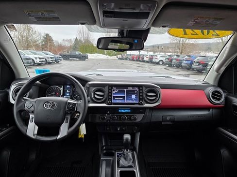 Used 2021 Toyota Tacoma SR image 18
