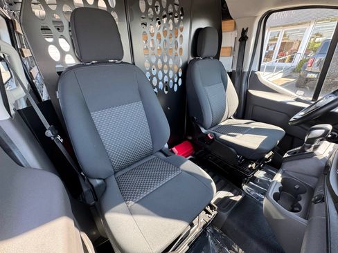 Used 2025 Ford Transit 250 Low Roof w/ Exterior Upgrade Package RWD image 31