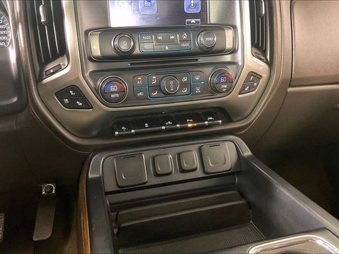 Certified 2017 Chevrolet Silverado 1500 LTZ w/ Texas Edition AWD/4WD image 8