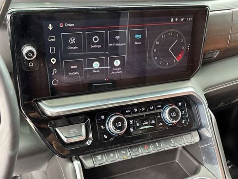 Used 2025 GMC Sierra 2500 Denali Ultimate AWD/4WD image 15