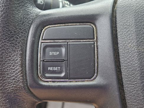 Used 2013 Chrysler 200 LX FWD image 8
