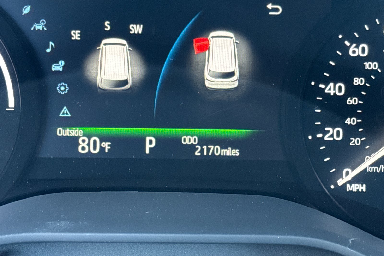 Certified 2026 Toyota Sienna LE FWD image 3
