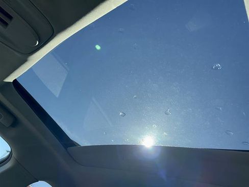 Used 2010 GMC Terrain SLE image 29