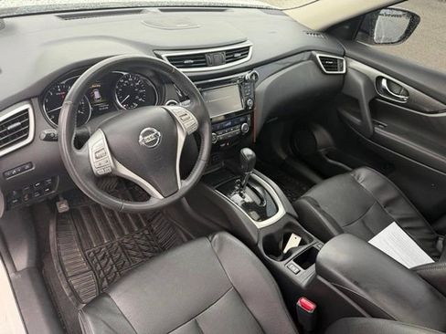 Used 2016 Nissan Rogue SL w/ SL Premium Package AWD/4WD image 12