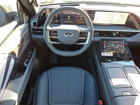 New 2026 INFINITI QX80 4WD image 8