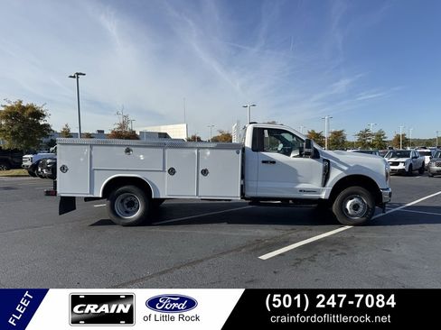 New 2025 Ford F350 XL w/ XL Chrome Package image 10