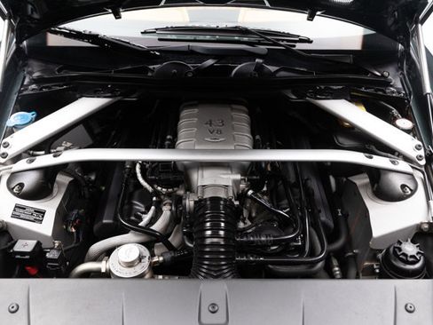 Used 2008 Aston Martin V8 Vantage Roadster image 48