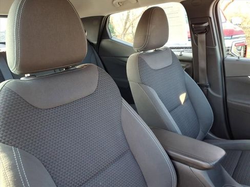 Certified 2023 Chevrolet Bolt EUV LT w/ Driver Confidence Package image 17