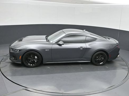 Used 2024 Ford Mustang GT RWD image 36