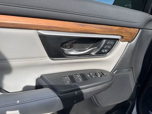 Used 2018 Honda CR-V Touring image 28