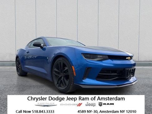 Used 2018 Chevrolet Camaro LT image 1