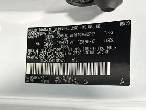 Certified 2023 Toyota Sienna XLE w/ XLE Plus Package AWD/4WD image 29