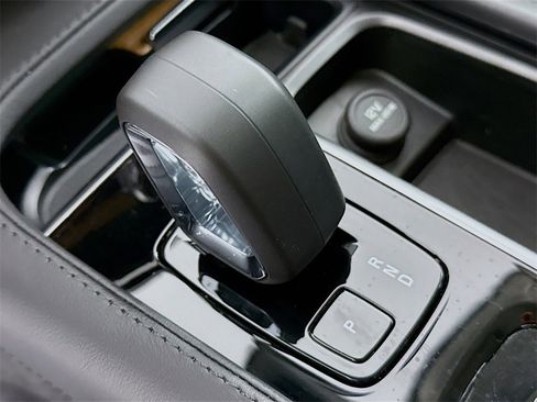 Used 2024 Volvo XC90 T8 Plus w/ Protection Package Premier image 16