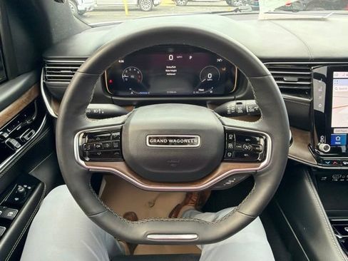 Used 2024 Jeep Grand Wagoneer Series I w/ Rear Seat Video Group 1 AWD/4WD image 31