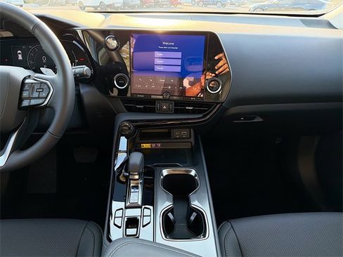 New 2026 Lexus NX 350 AWD image 19