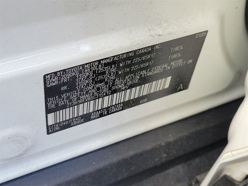 Used 2025 Toyota RAV4 LE image 31